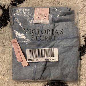 ***BRAND NEW VS INCREDIBLE ESSENTIAL LEGGINGS***